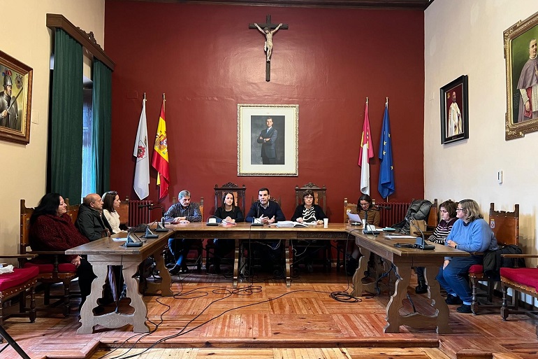 Almagro reafirma su compromiso con la igualdad en un emotivo acto por ...
